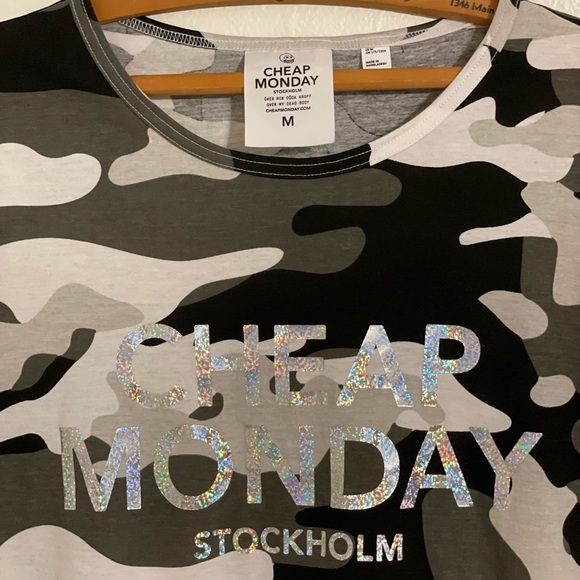 Cheap Monday - Camo T-Shirt with Holographic Logo - - Cotton - Size M - Picture 2 of 4